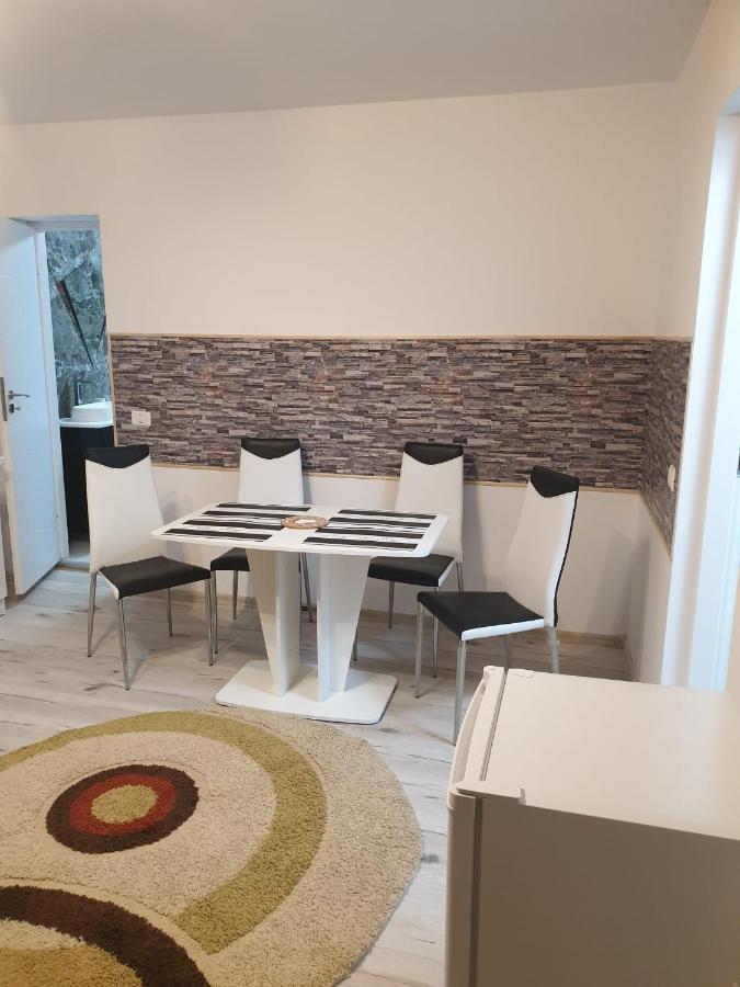 Lucky Residence Astra 1 布拉索夫 外观 照片